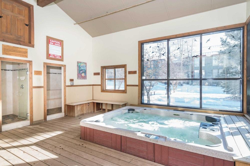 Telluride Lodge 312 by Avantstay Close to Slopes & Town!