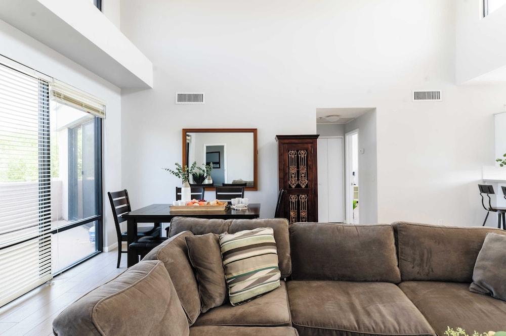 Ivory II By Avantstay Gorgeous Spacious Home w/ Views Close To Old Town