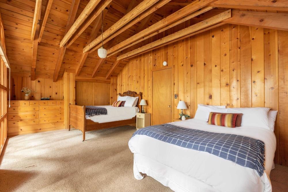 Sunnyside by Avantstay Charming Lake Tahoe Chalet on Tahoes West Shore