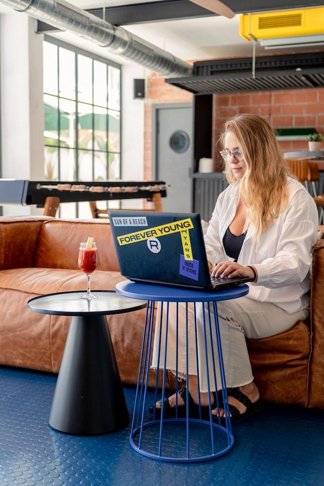 Ryans Lolas - Adults Only