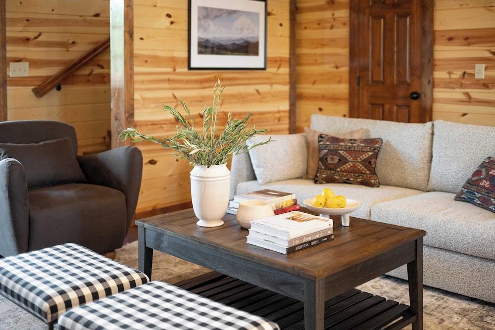 Wilder by Avantstay15min From Pigeon Forge, 22ppl