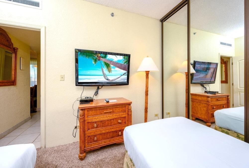 Kaanapali Shores by KBM