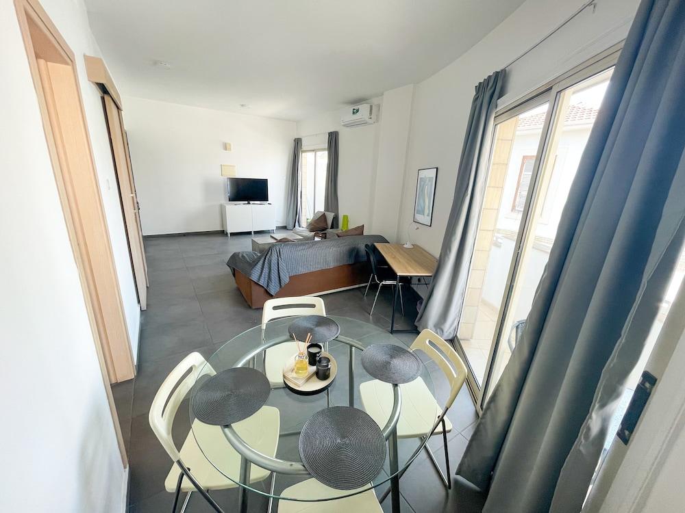 High Speed Holiday Apartment