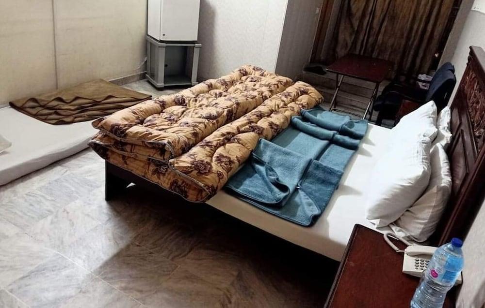 Hotel Al Hateem Palace