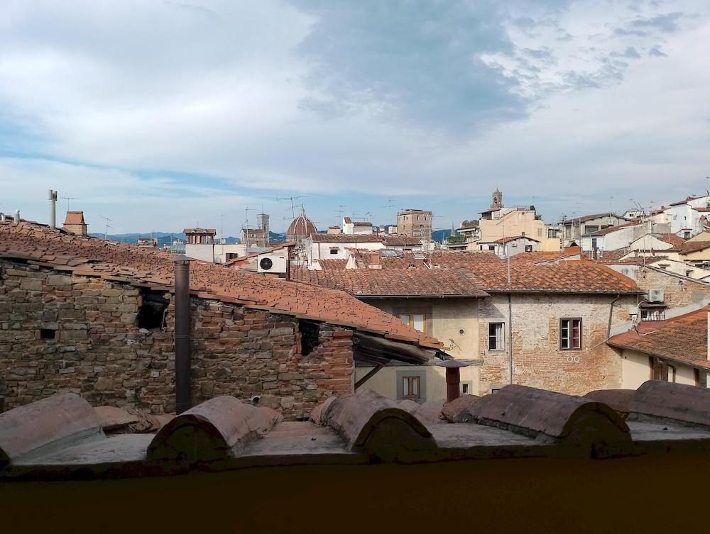 Sdrucciolo dei Pitti Fourth Floor