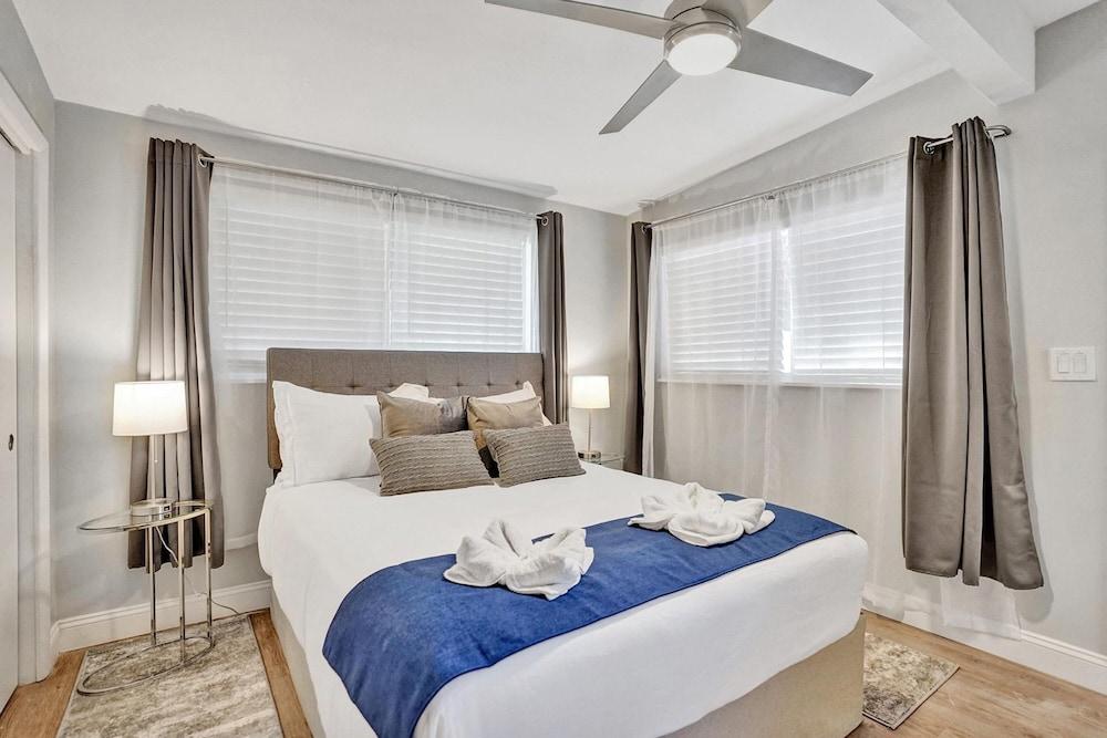 5BR with Heated Pool 5 min to Beach