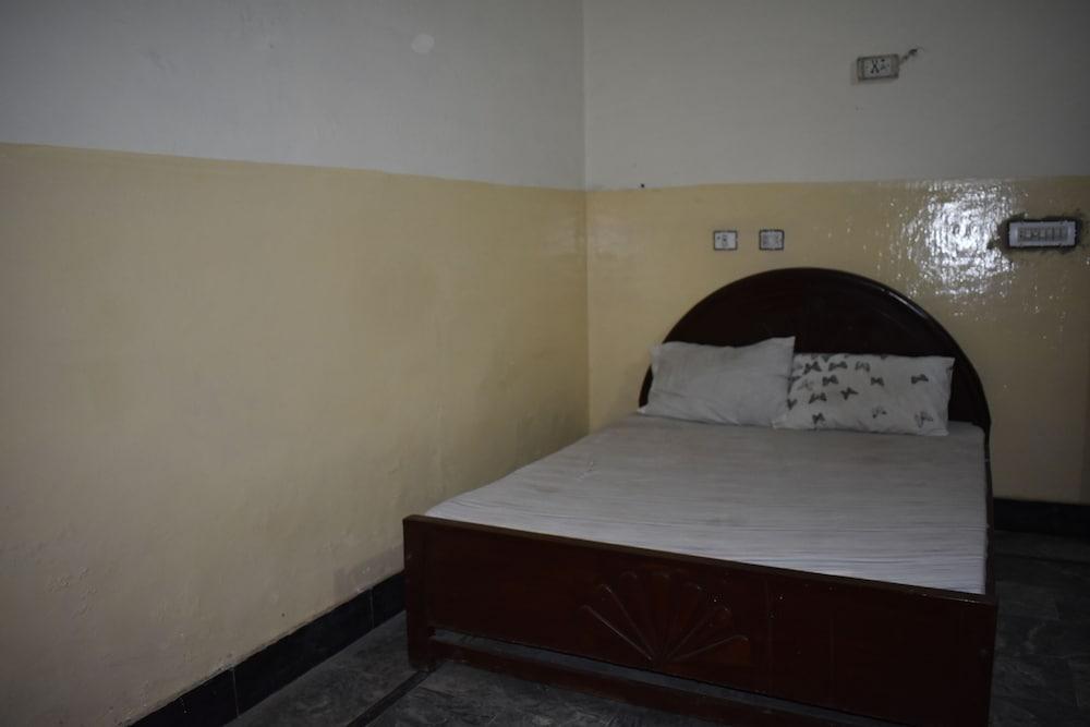 Comfort Inn Hotel Peshawar