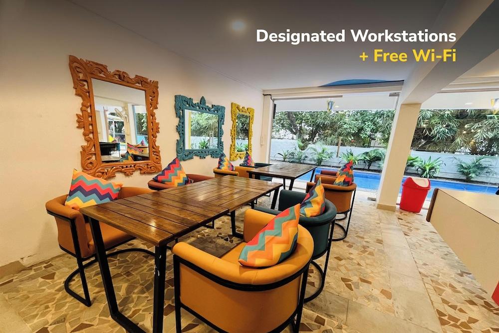 goSTOPS PLUS Goa, Vagator