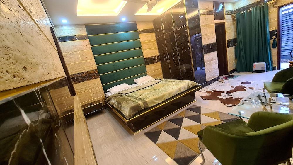 Smart Apartments & Hotel