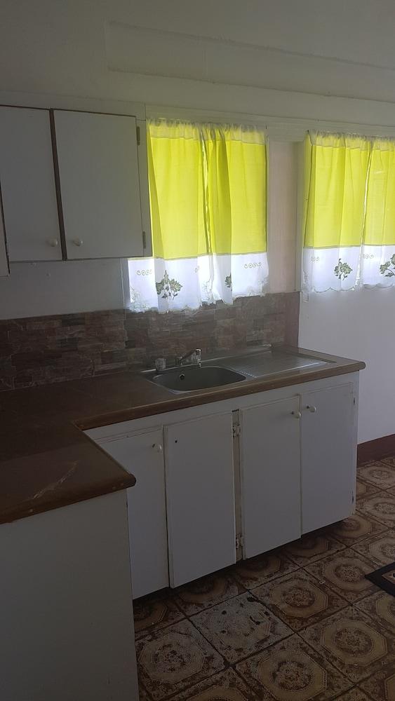 Honiiwell rooms and suites