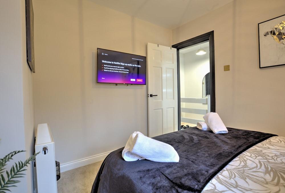 The Belfast Boutique Central Cozy