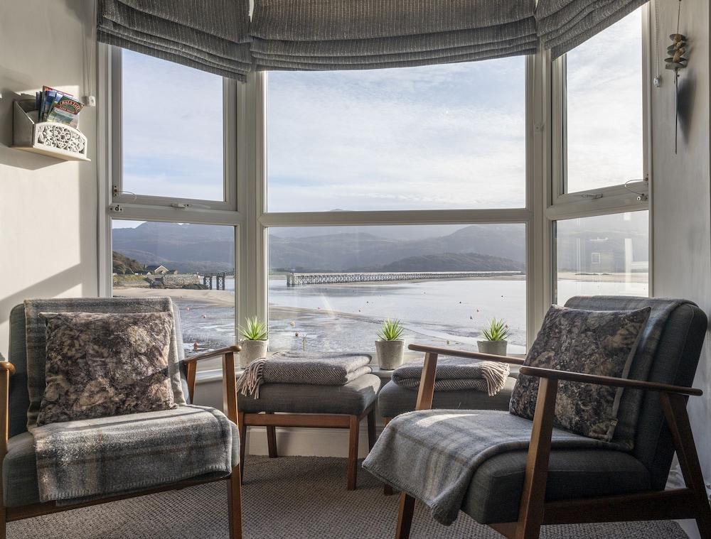 Harbour View - Flat 2