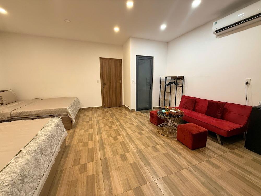 S79 Lago Pavillion Grand World