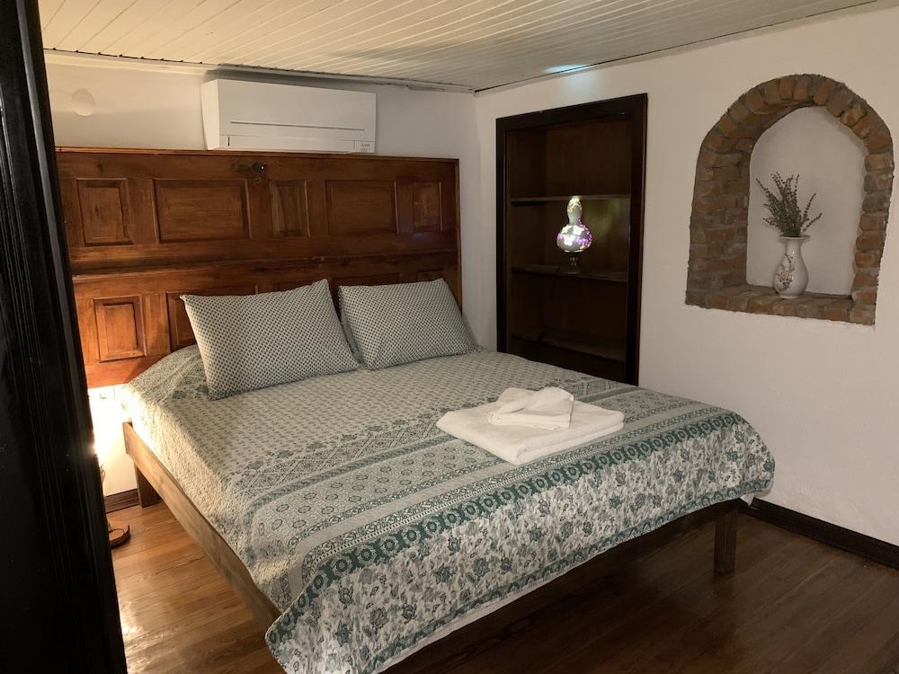 ŞİRİNCE BAHÇE HOTEL