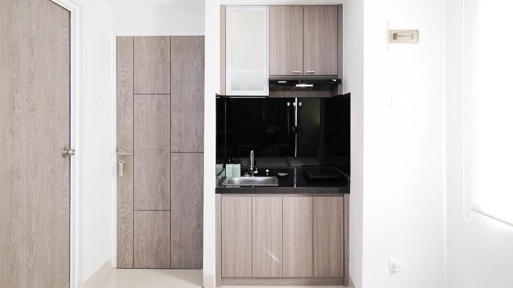 Cozy Living Studio At Taman Melati Surabaya Apartment