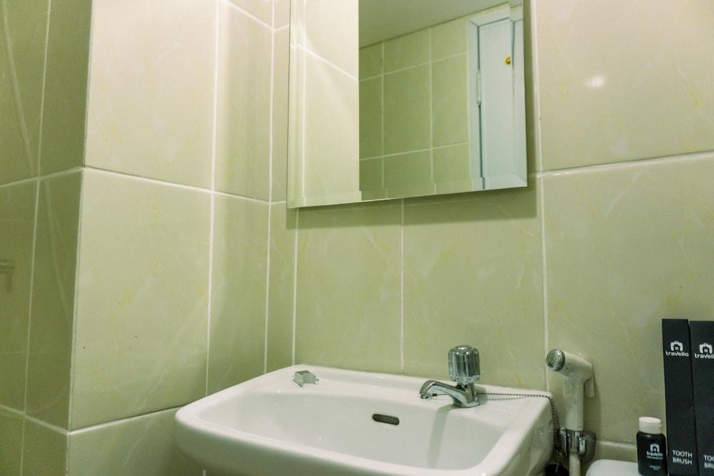 Fancy And Serene 1Br Apartment At M-Town Residence