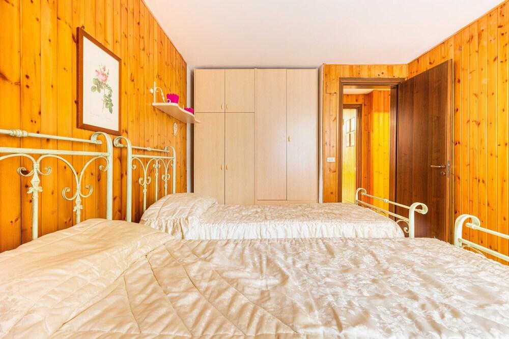 3119 A Casa di Giulia e Sofia by Barbarhouse