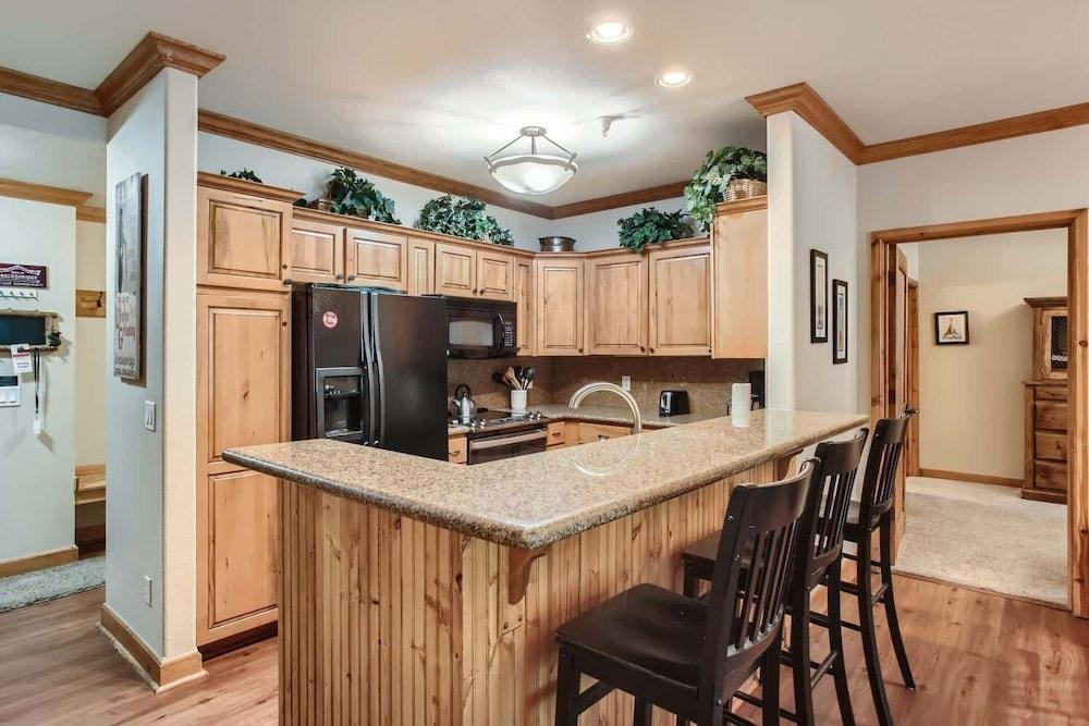 Luxury Ski-in/ski-out - Blocks From Downtown