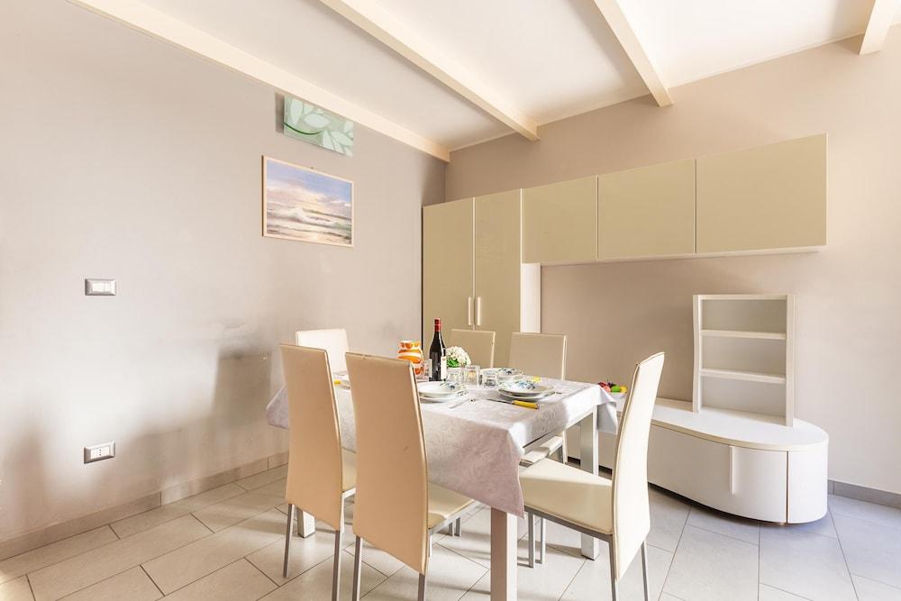 2668 Casa Conchiglia