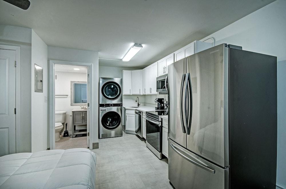 The Admiral Apartments