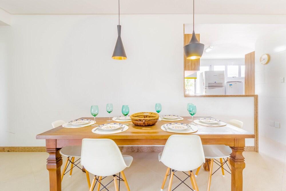 IT39 Excelente Apt 3 Quartos Pé na areia