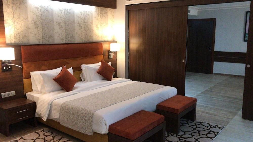 Golden Tulip Hotel Alexandre