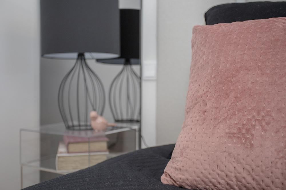 Liiiving- Luxury River View Apartment II