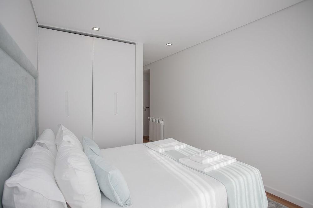 Liiiving-Luxury RiverView Apartment VIII