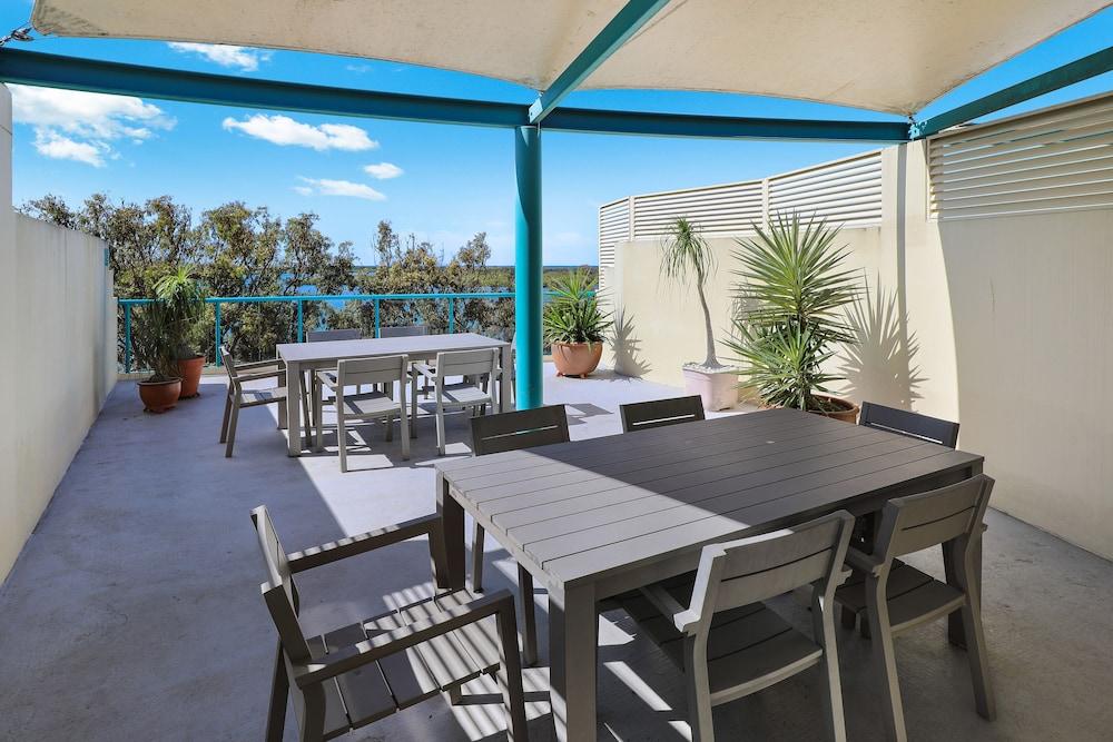 PICNIC7- PICTURE PERFECT PICNIC POINT