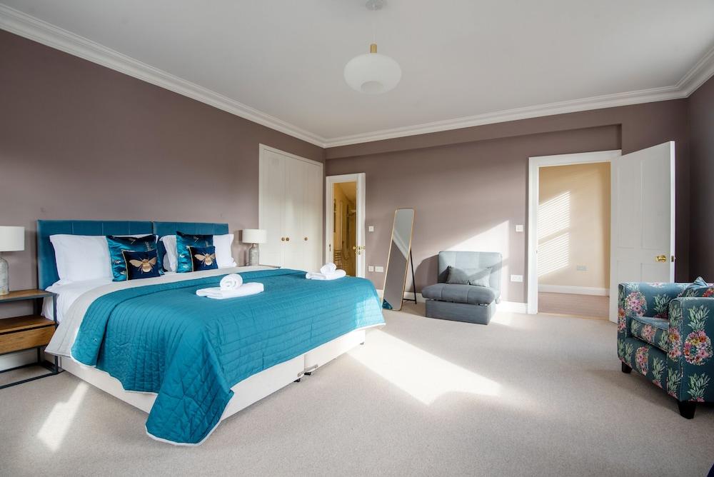 Dream Stays Bath- Barton House Townhouse