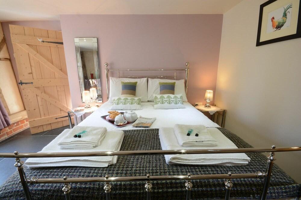 Yew Tree Farm Barn, Worlingworth