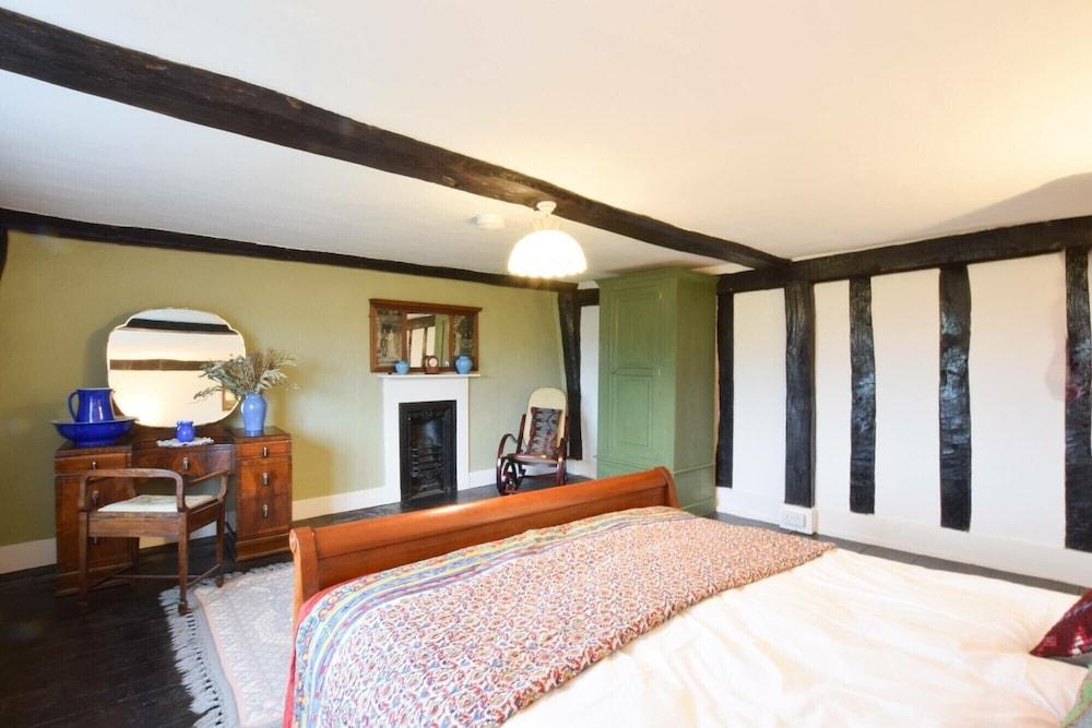 Church Farmhouse, Cookley