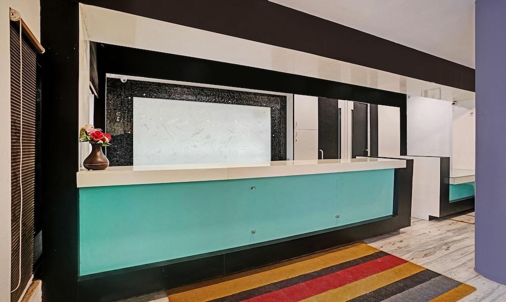 Treebo Varsha Palace