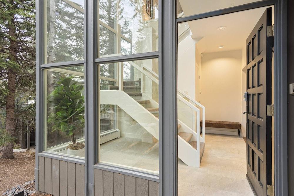 Snowmass 3 Bedroom Private Hot Tub 131