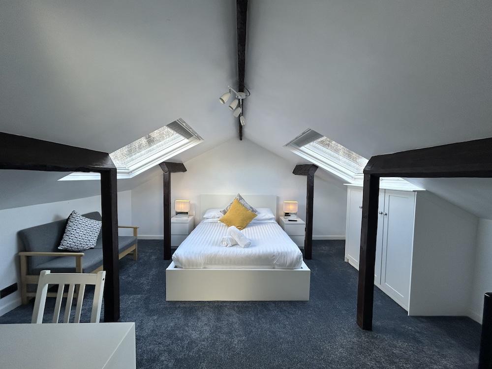 Sun Street ApartHotel