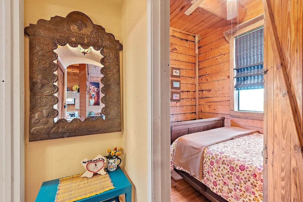 Mighty Oak Log Cabin 2 Bedroom Cabin by RedAwning