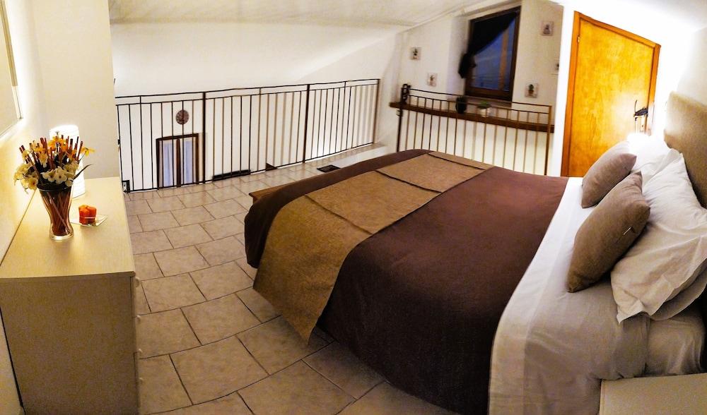 Fabulous Apartment in the Historic Center, Bright and With Easy Parking