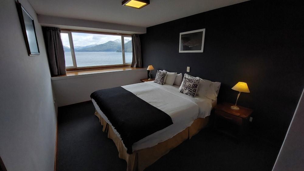 Mascardi Park Lodge & Hotel