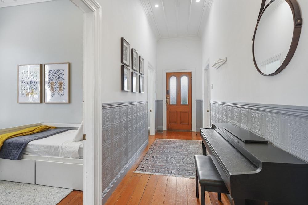 Tropical Paradise -Pool - Spa - Spacious