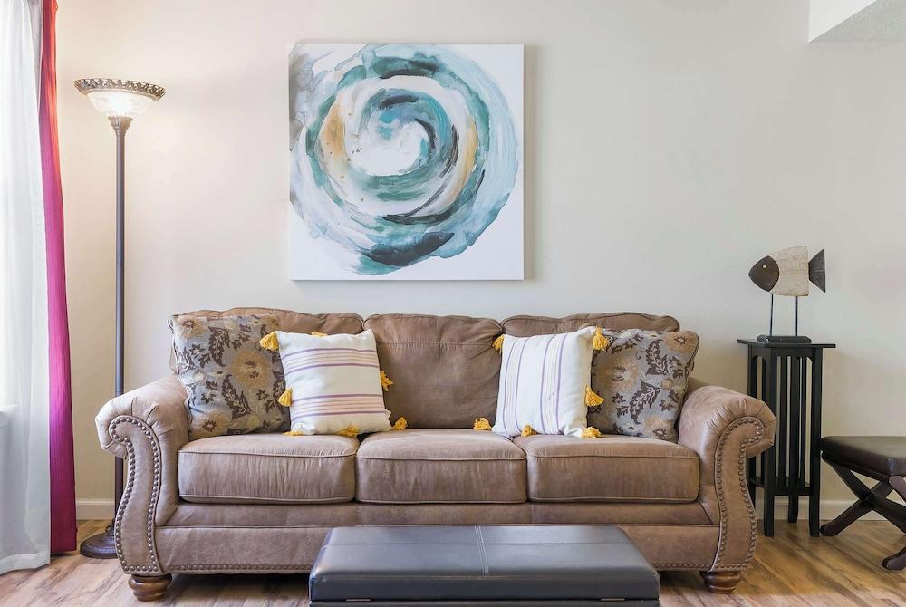 Fall Creek Abby in the Ozarks - Year-round Fishing