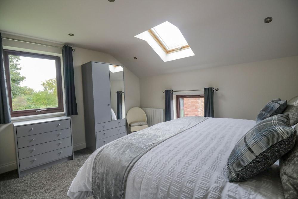 The Annexe, Melbourne House