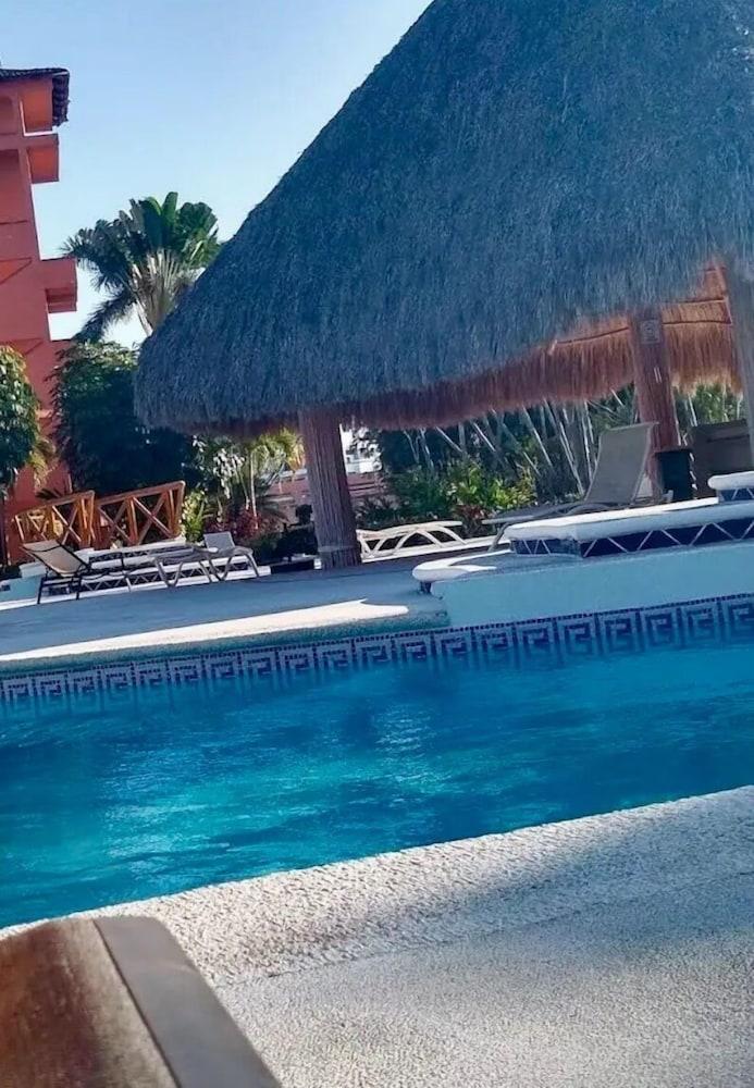 CONDO PSOL BY TRVL2HM