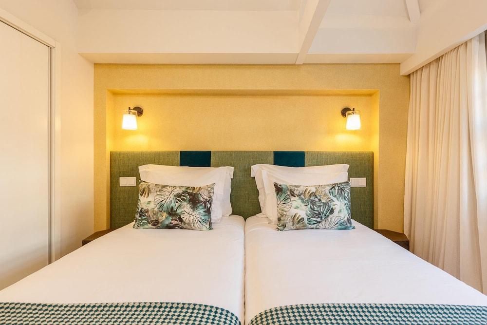 Ribeira Porto 3 in Oporto