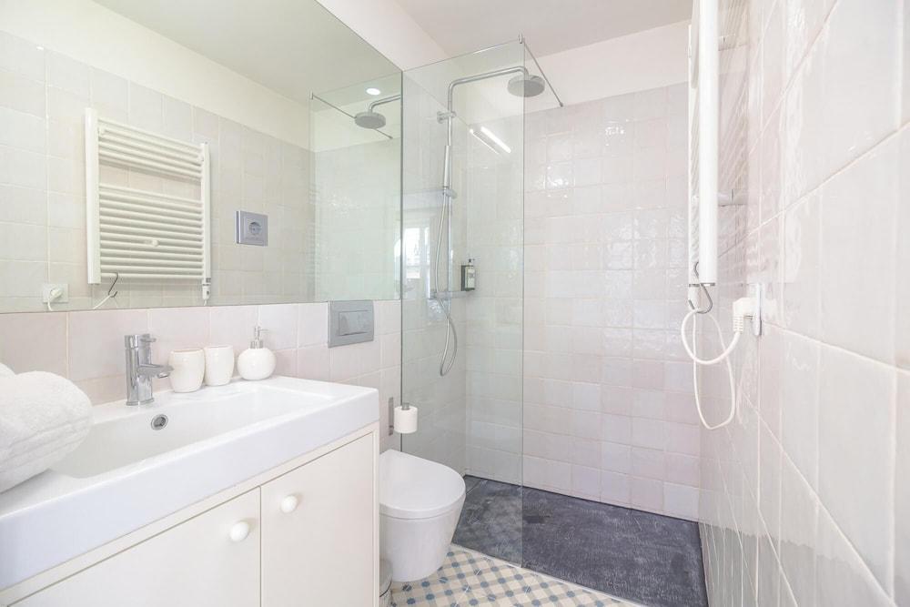 Youropo - The Tower 2T