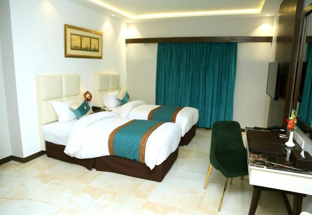 Faletti's Grand Hotel Multan