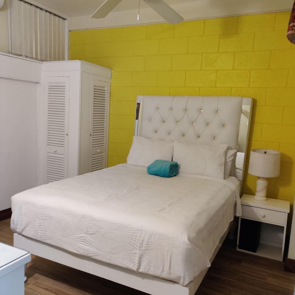 Fisherman's Point Ocean View Hotel