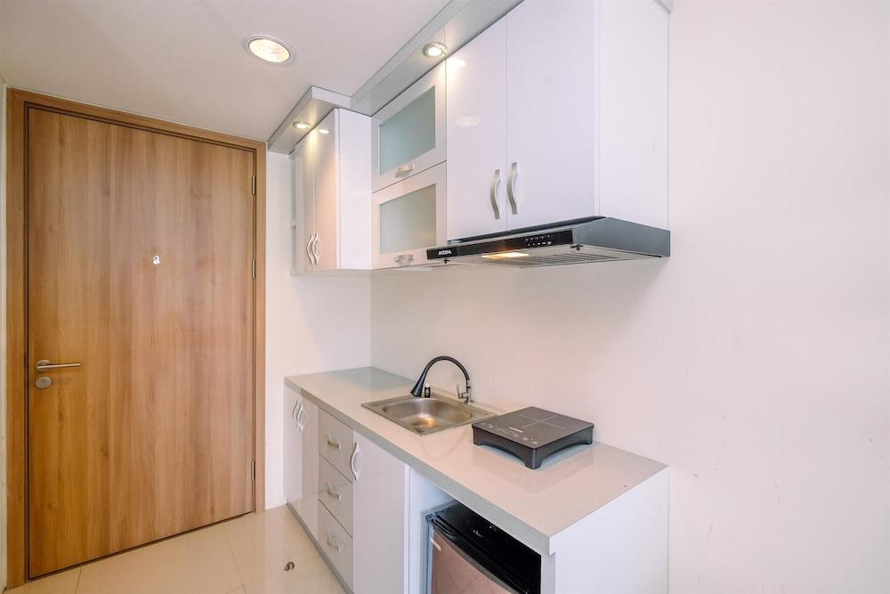 Fancy And Nice Studio At Bogor Icon Apartment