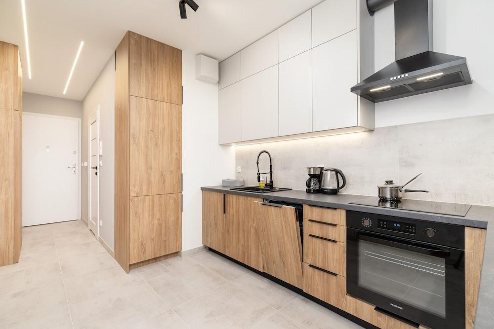 Studio Kraków Długosza by Renters