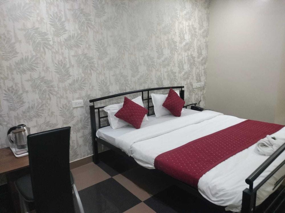 Shanti Inn Dormitory