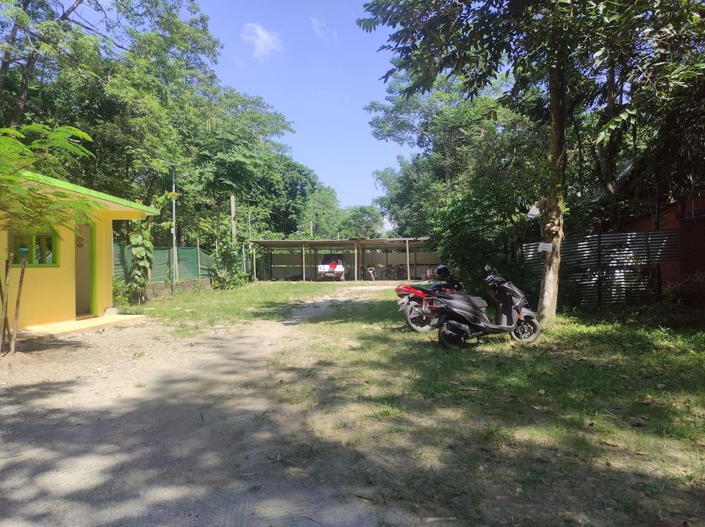 Homocation Sikhiri Cottages